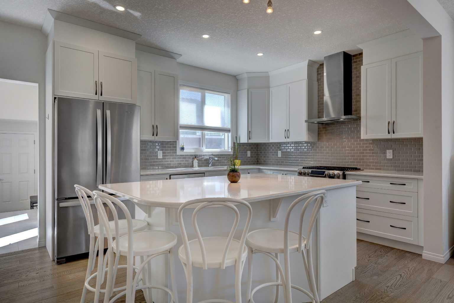 Property Photo: 161 Yorkville Manor SW AB T2X 4J6