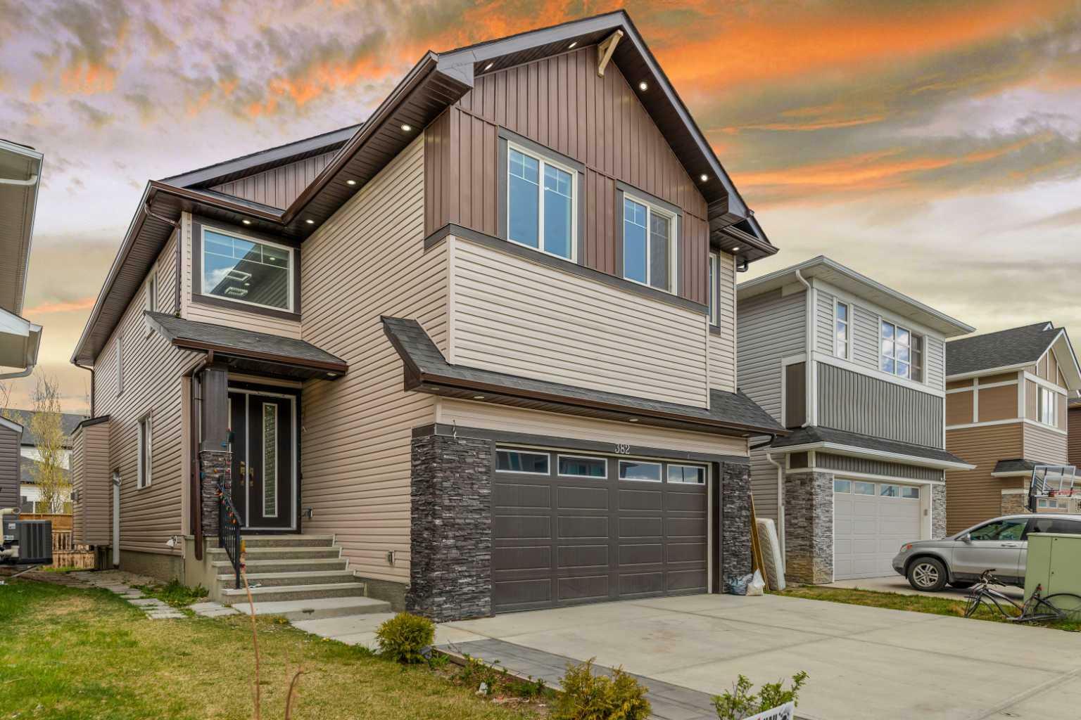 Property Photo: 382 Saddlecrest Circle NE AB T3J 0Z2