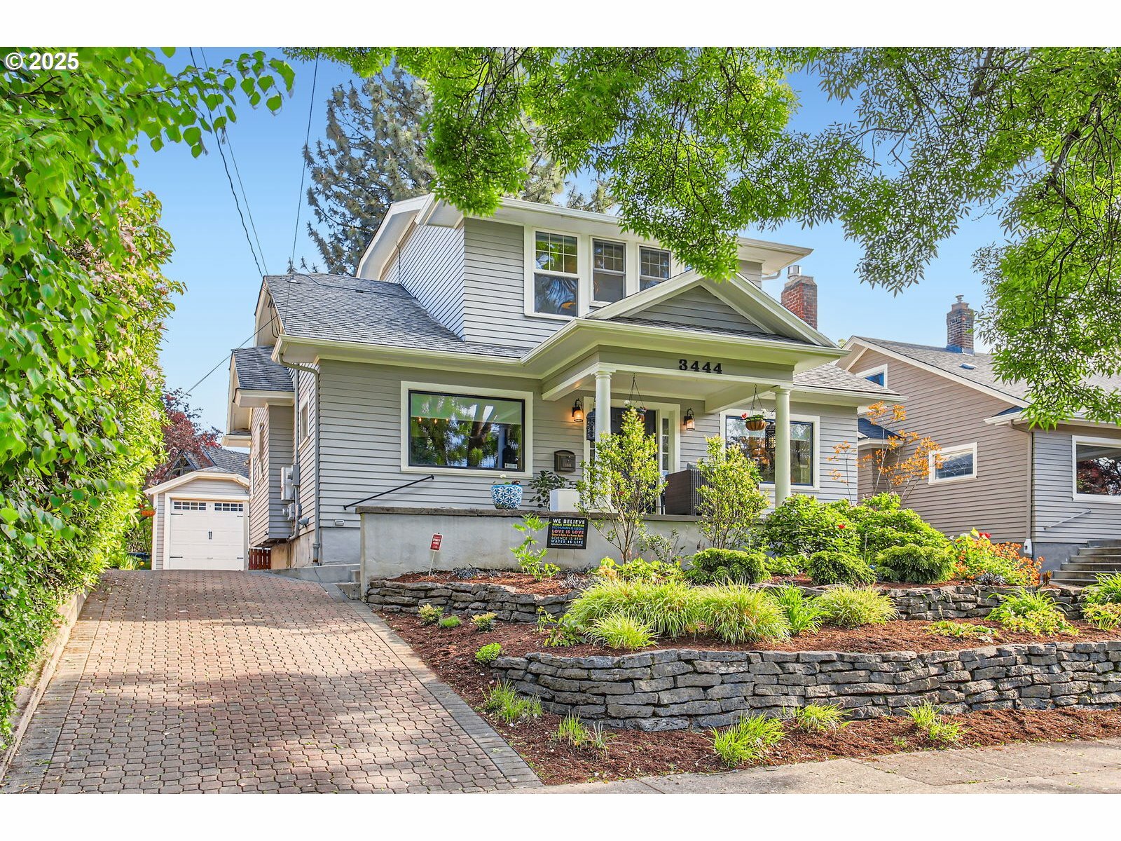 3444 NE Hassalo St  Portland OR 97232 photo
