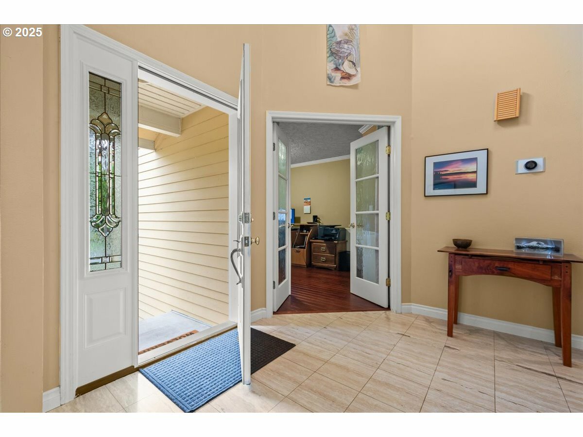 Property Photo: 10417 NE 31st Ave WA 98686