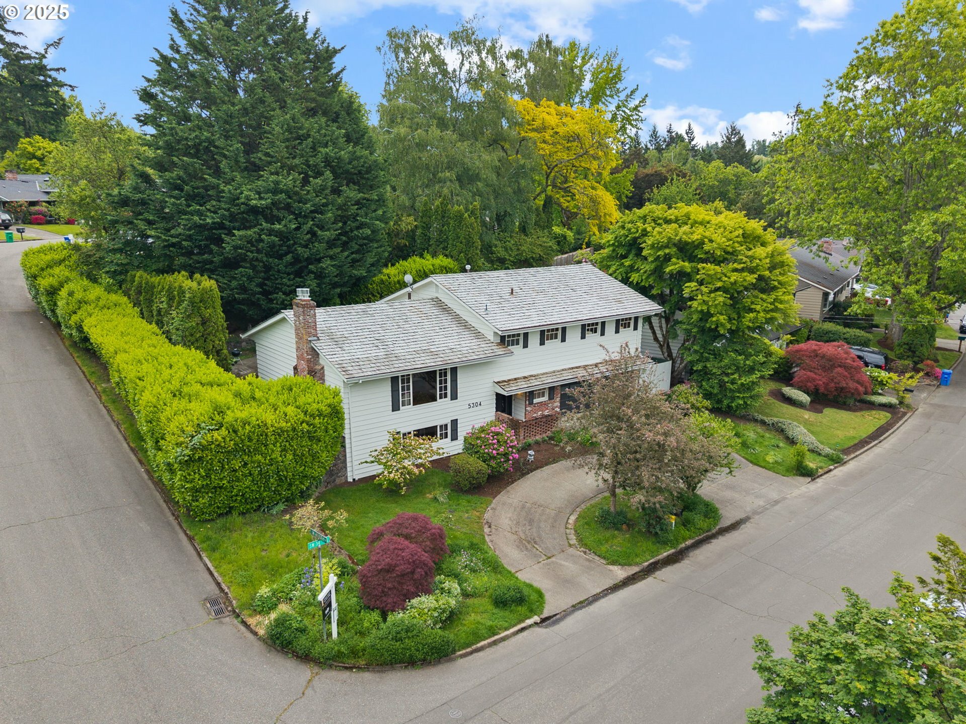 5304 SW 34th Pl  Portland OR 97239 photo