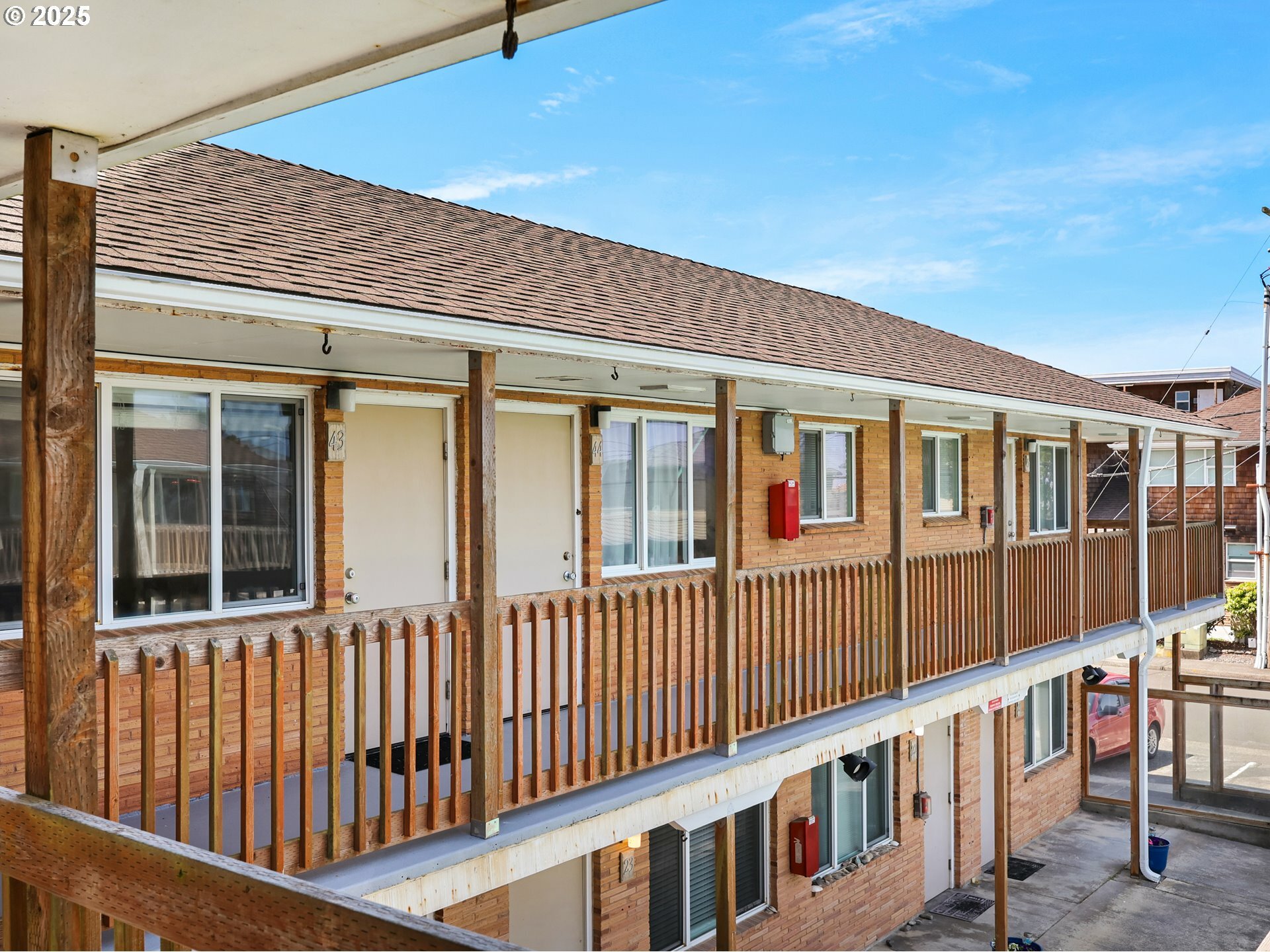 Property Photo: 2233 Beach Dr 43 OR 97138