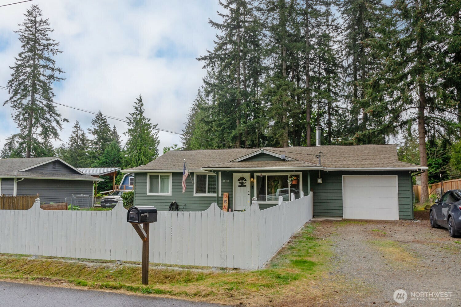 Property Photo: 19411 67th St E WA 98391