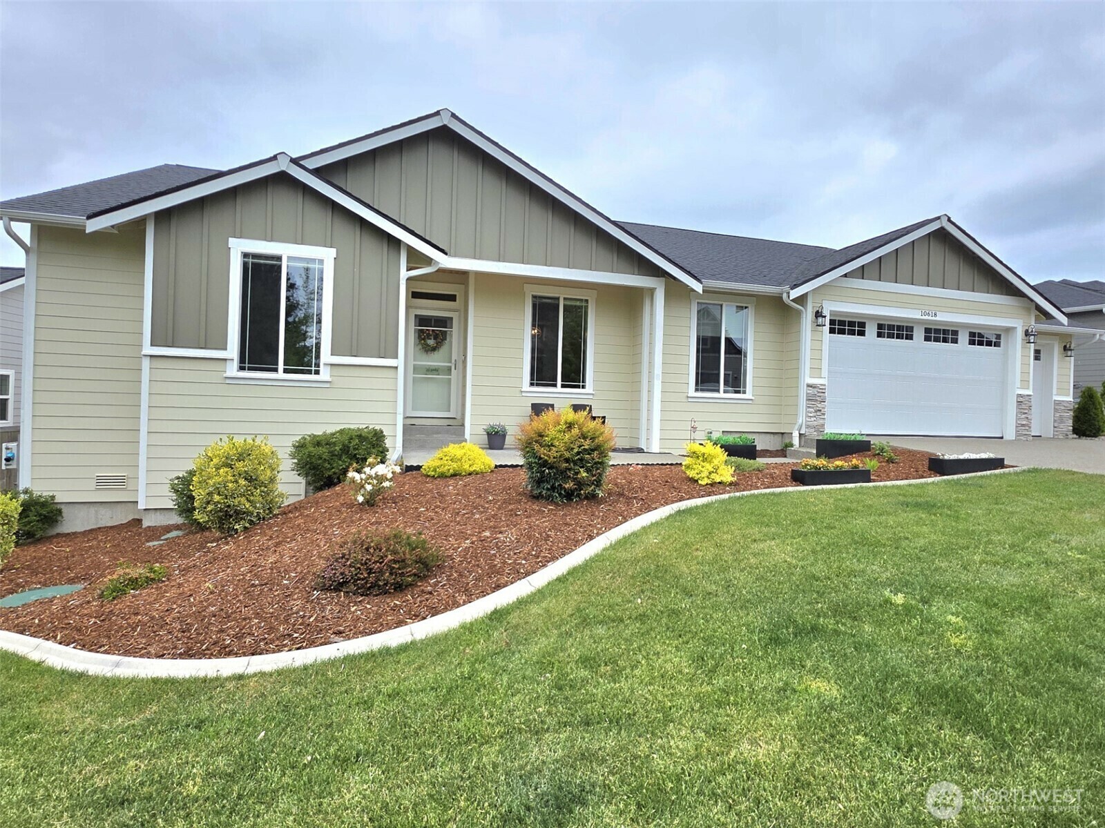 10618  Palisades Street SE  Yelm WA 98597 photo