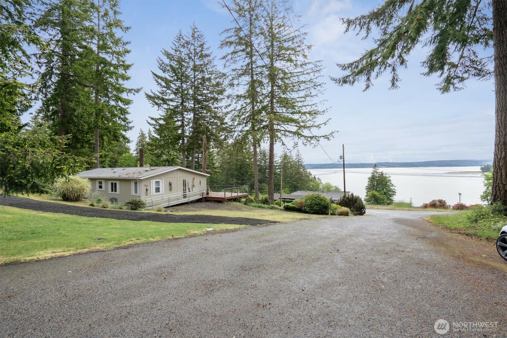 Property Photo: 20 Mountain Place E WA 98546
