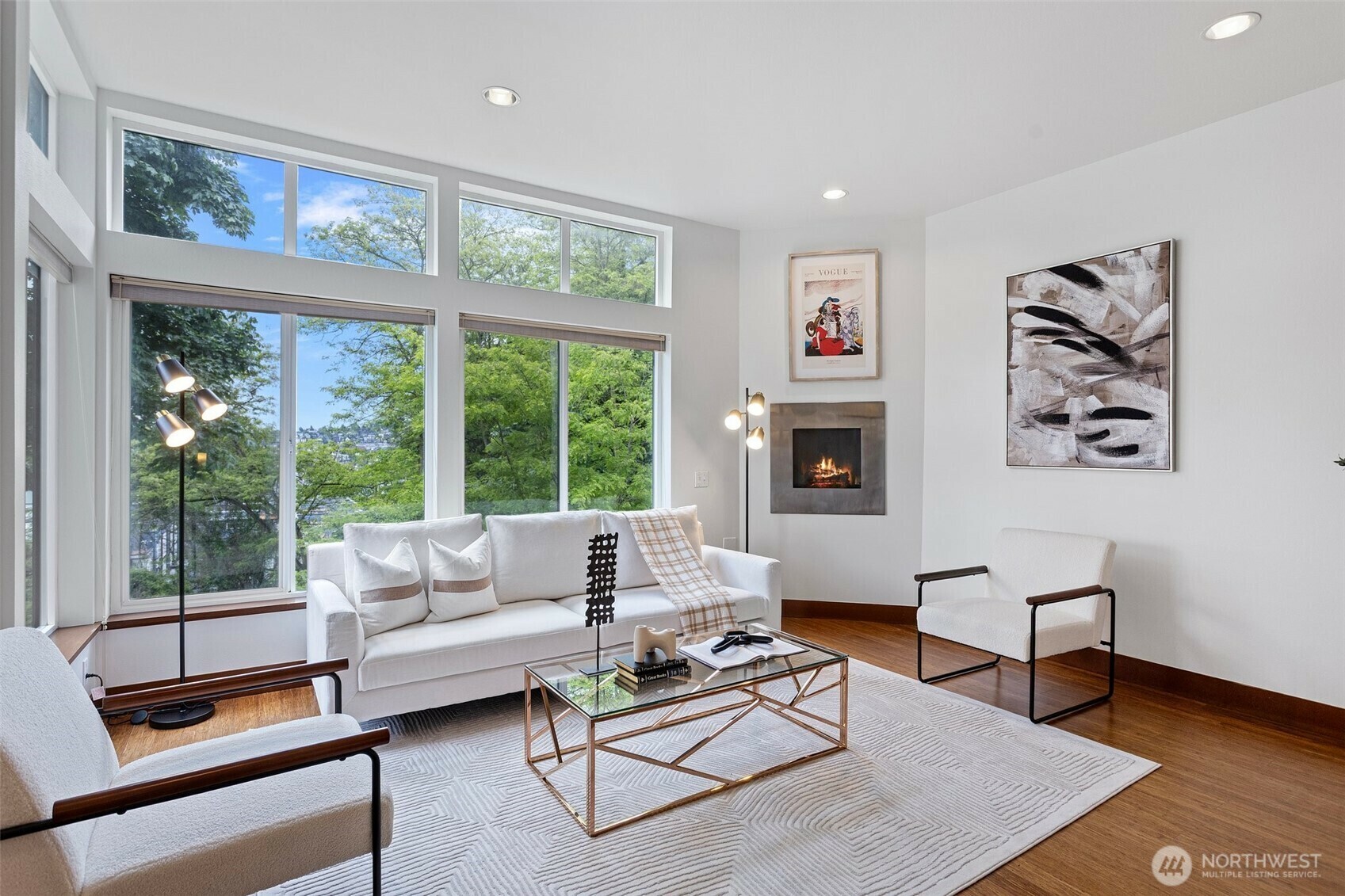 Property Photo: 566 McGraw Street WA 98109