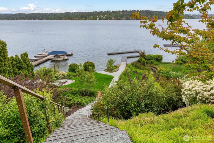 Property Photo:  7734  Seward Park Avenue S  WA 98118 