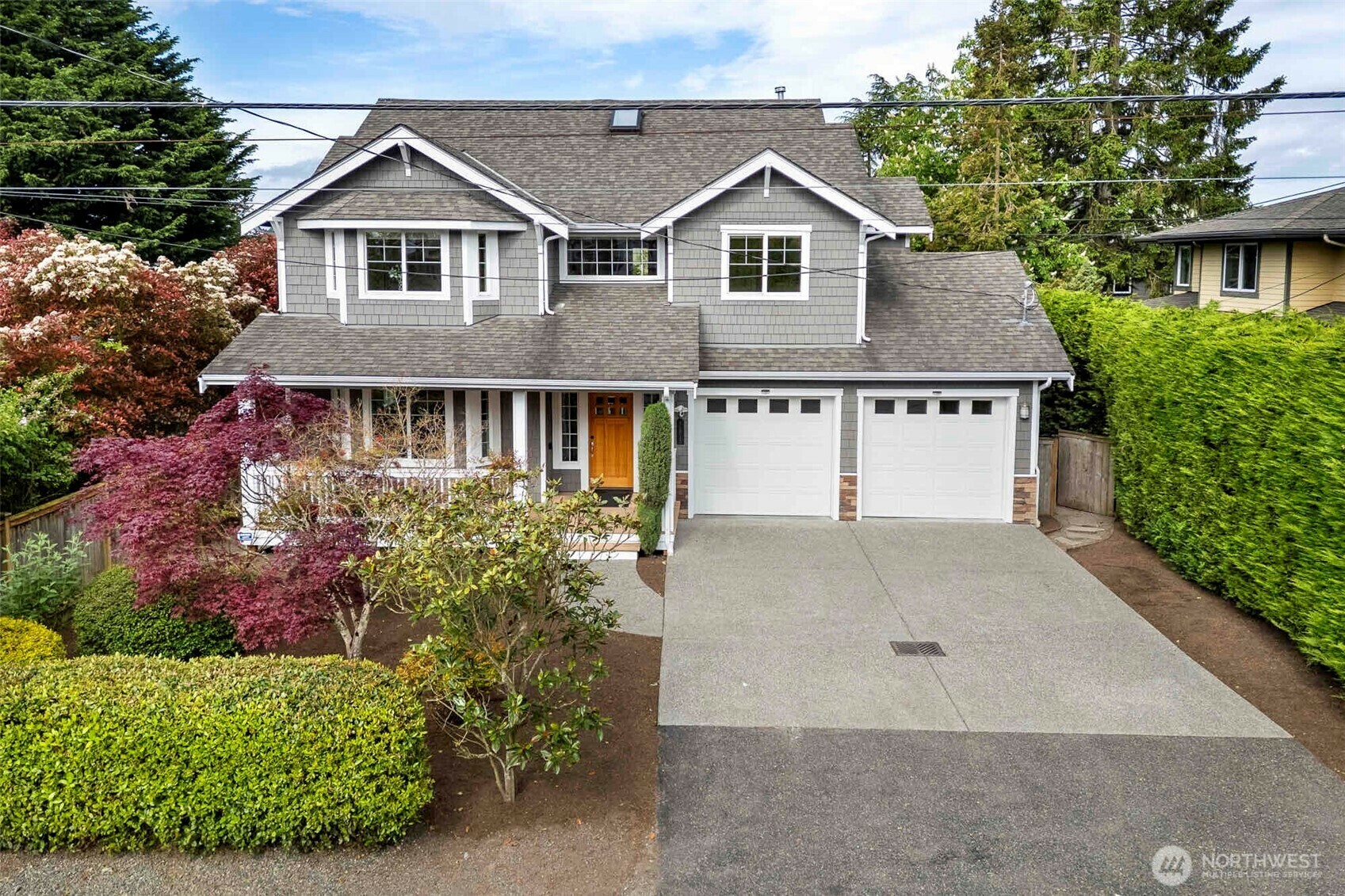 11011  Phinney Avenue N  Seattle WA 98133 photo
