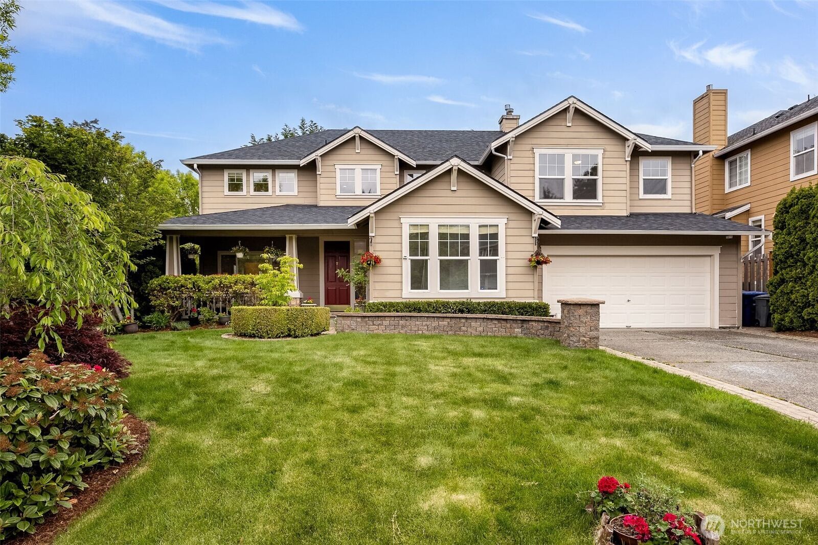 Property Photo: 24006 SE 10th Street WA 98075