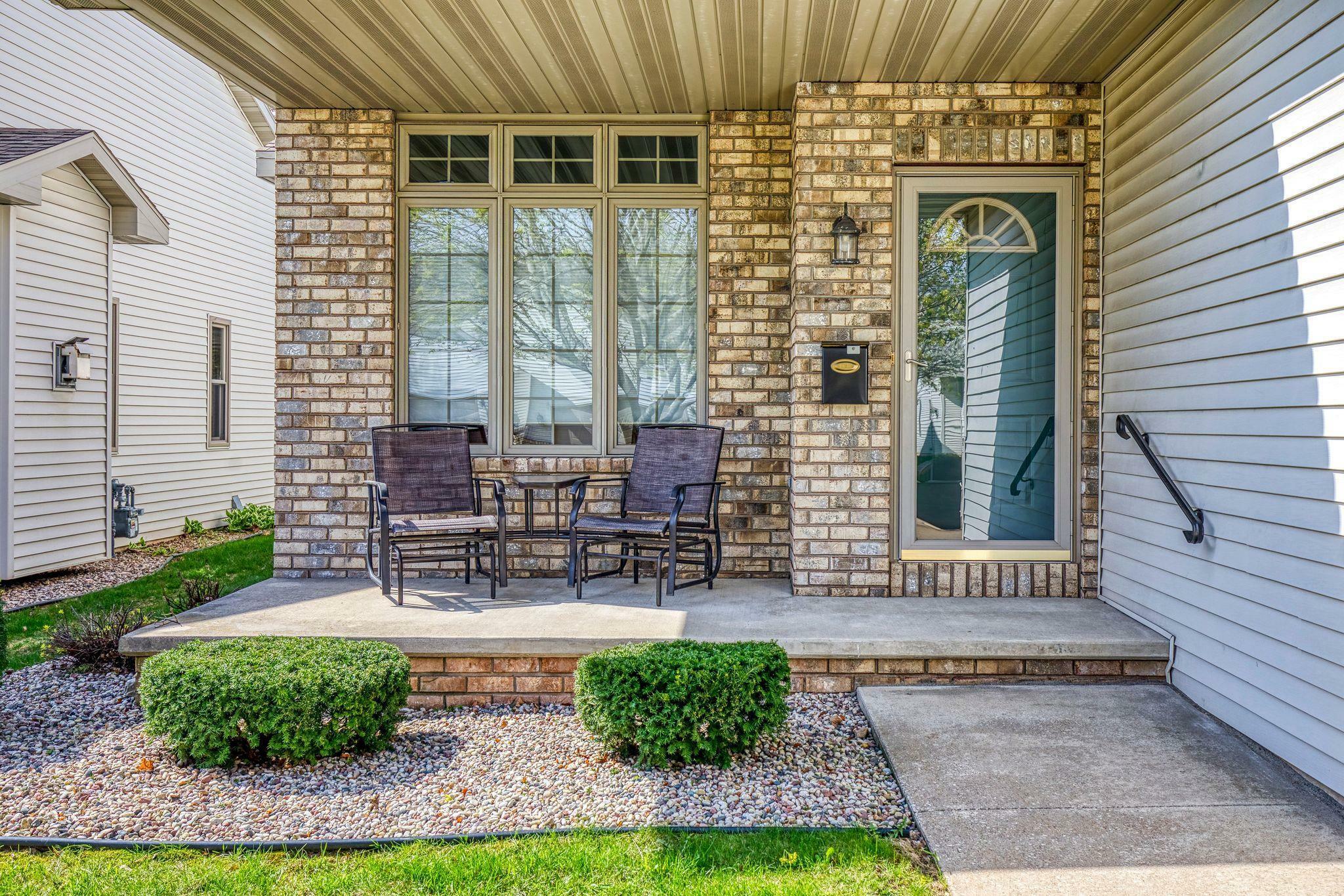 Property Photo: 1809 E Sylvan Avenue WI 54915-5877