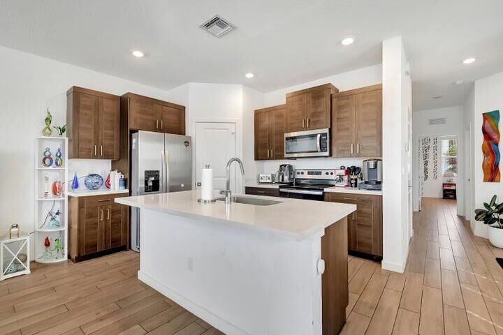 Property Photo: 8606 Via Mar Rosso FL 33467