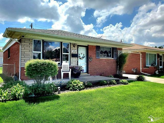 14815 Morris Avenue  Wayne MI 48101 photo