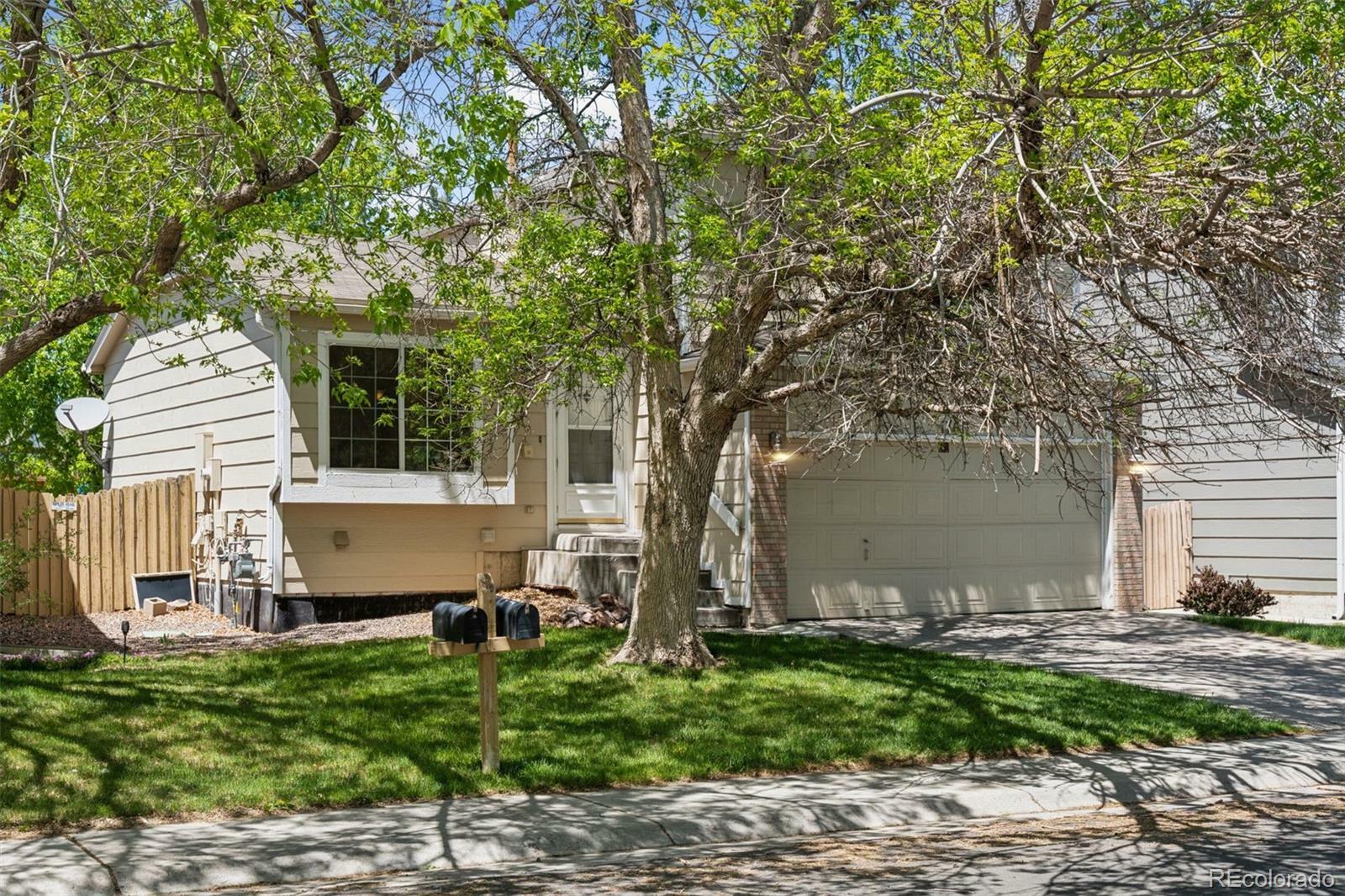 Property Photo: 17611 Hoyt Place CO 80134