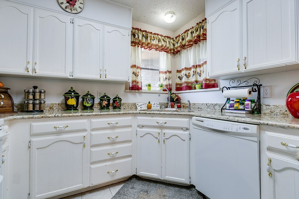 Property Photo: 1027 Butterfly Lane TX 76905
