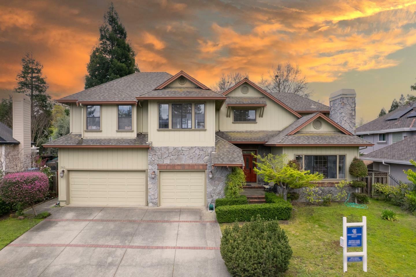 Property Photo: 942 Finovino Court CA 94566