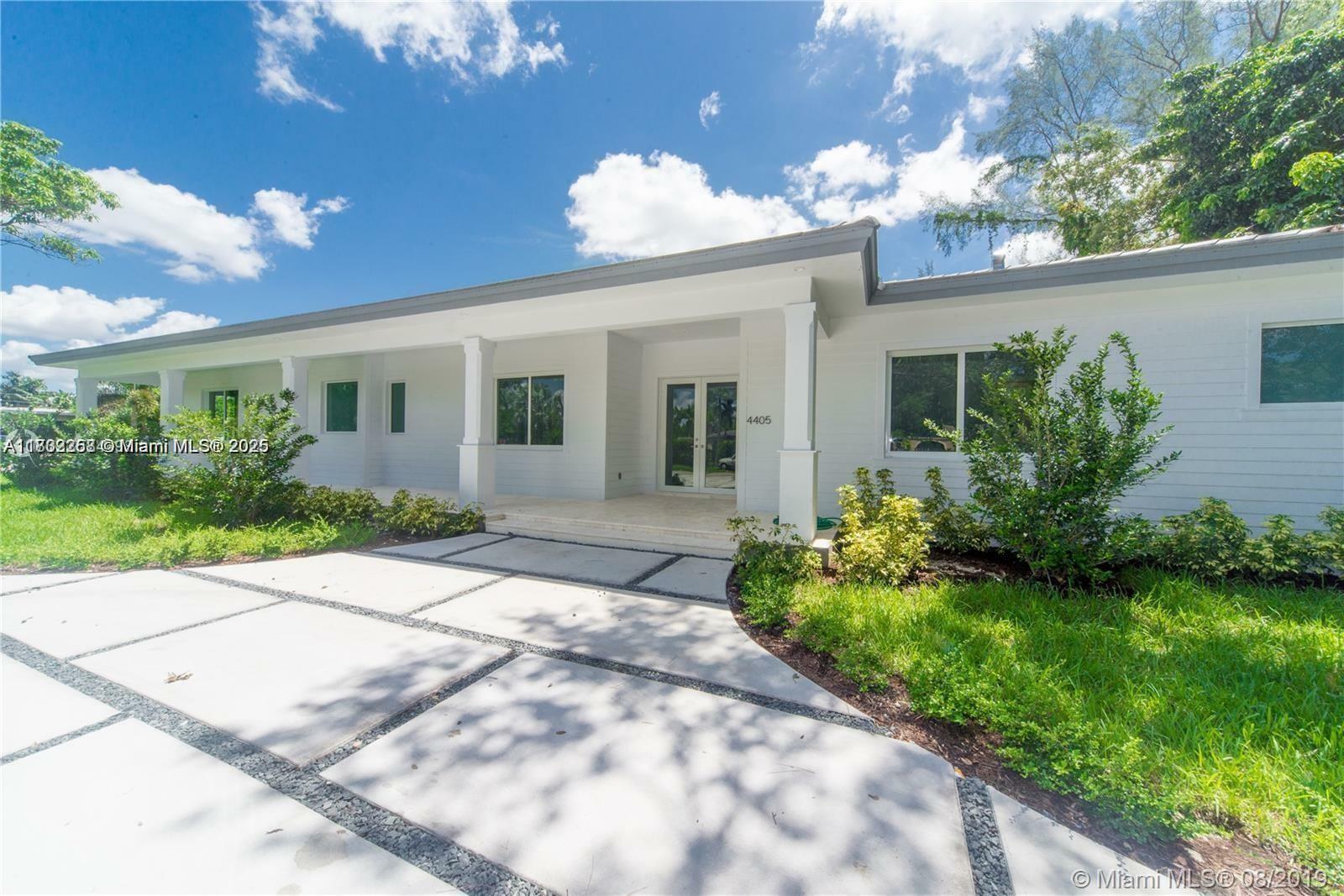 Property Photo: 4405 SW 64th Ct FL 33155