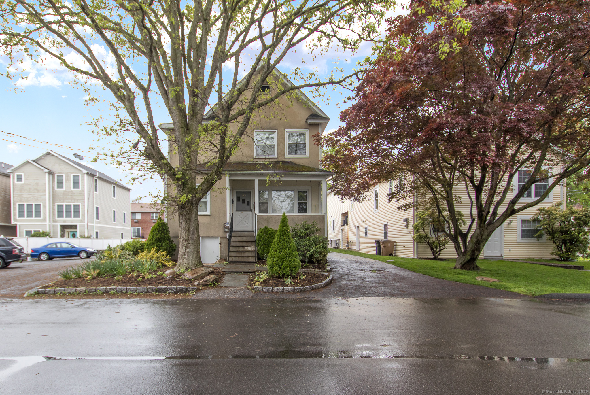 Property Photo: 78 Dora Street #1C CT 06902