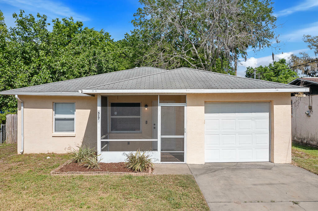 Property Photo: 517 Fulton Street Street FL 32114