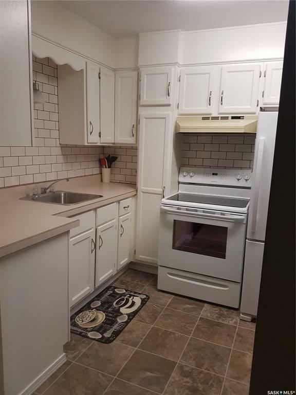 Property Photo: 319 19th Street E SK S6V 1J8