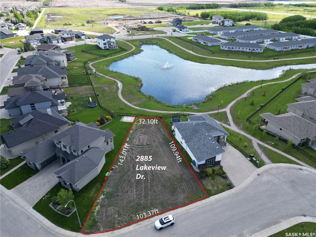 Property Photo:  2885 Lakeview Drive  SK S6W 0A4 