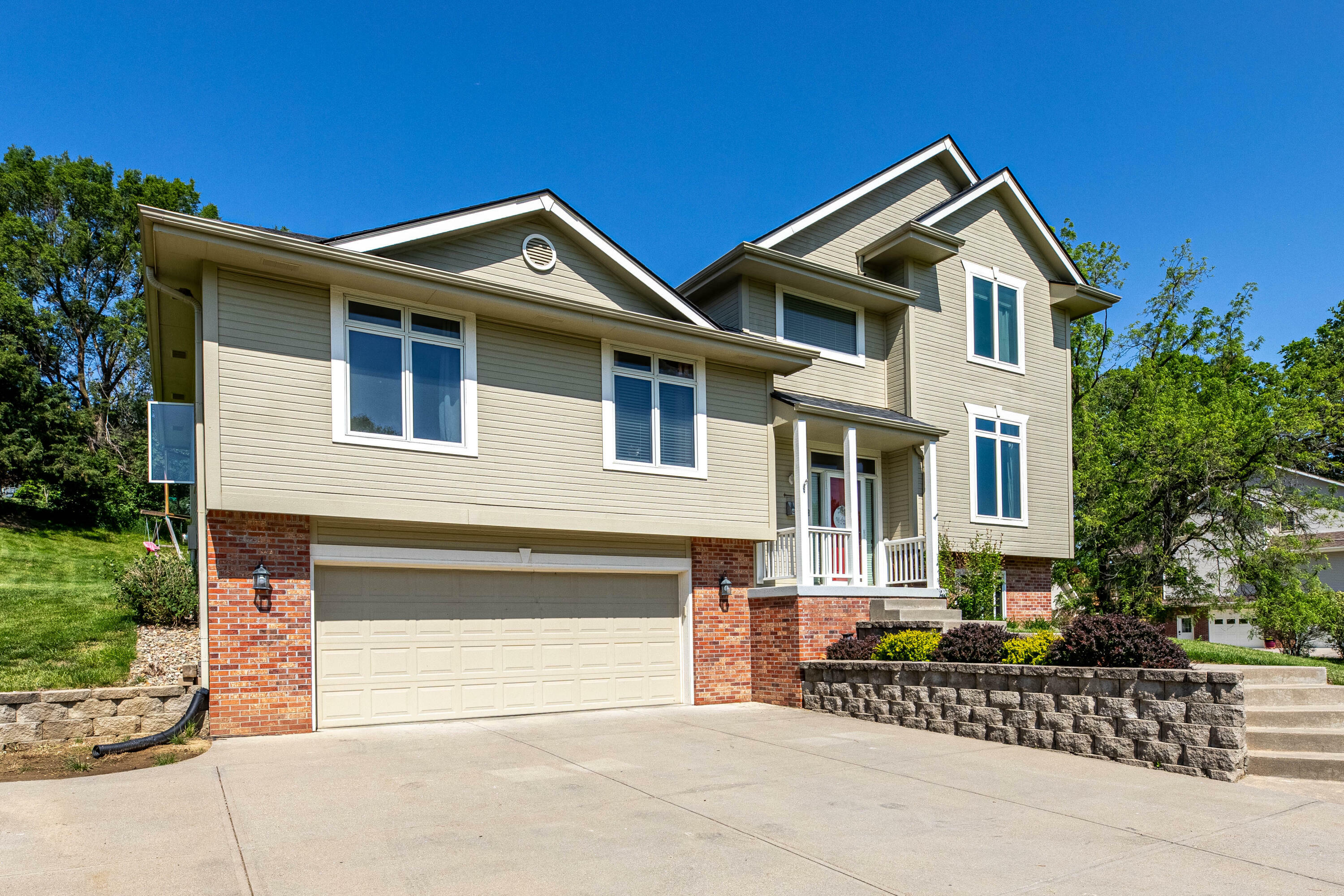 Property Photo: 56274 Grande Oak Lane Lane IA 51534