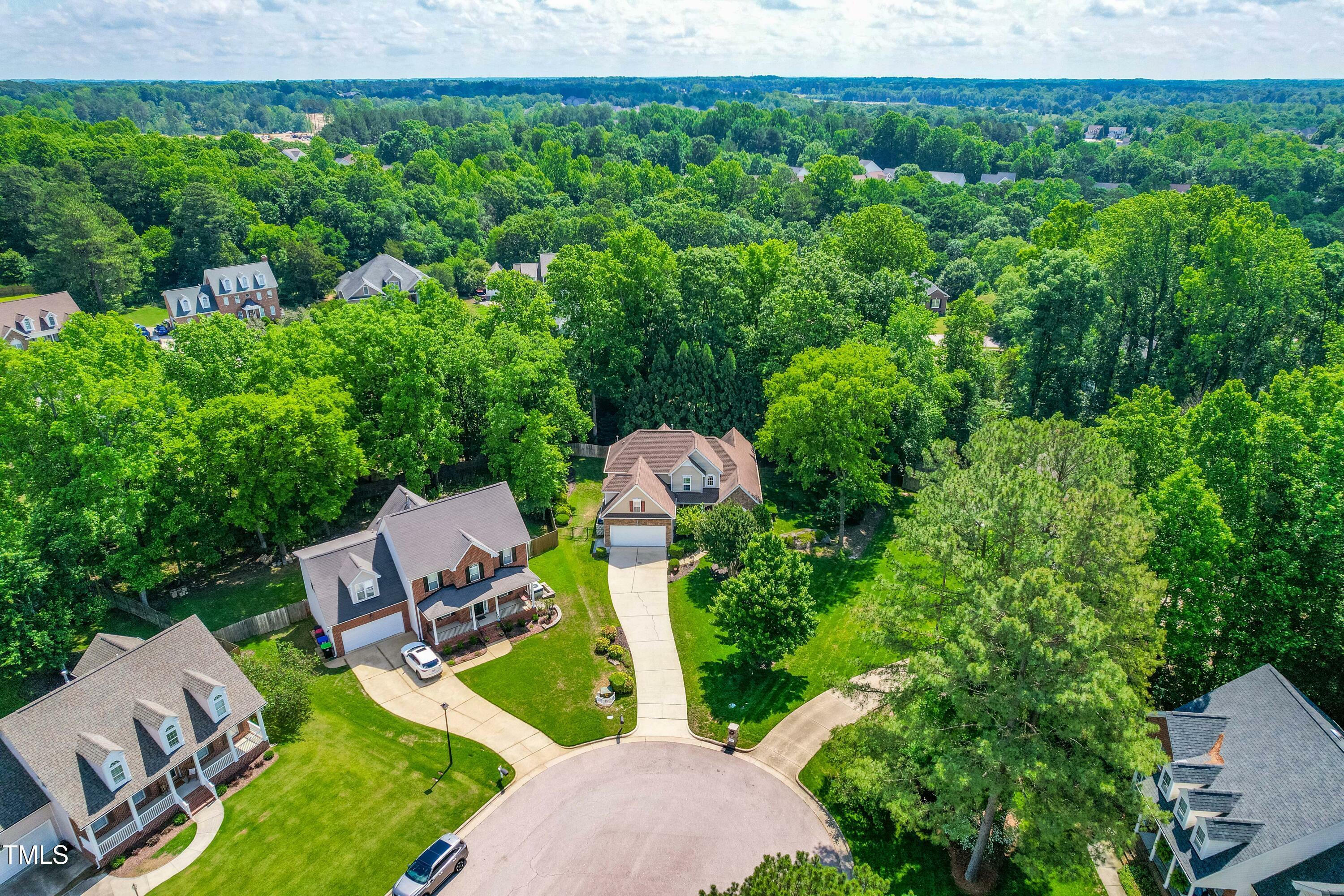Property Photo: 509 Fish Pond Court NC 27571