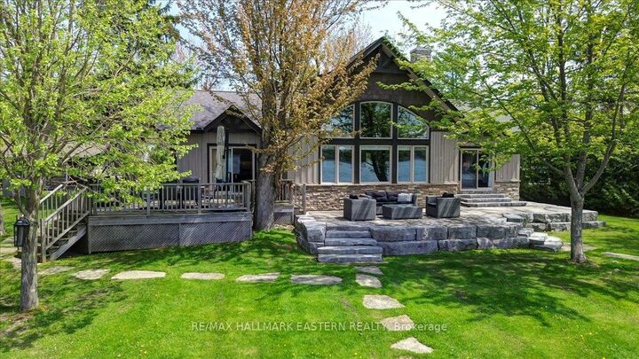 43 Lakeshore Boulevard  Selwyn ON K0L 1T0 photo