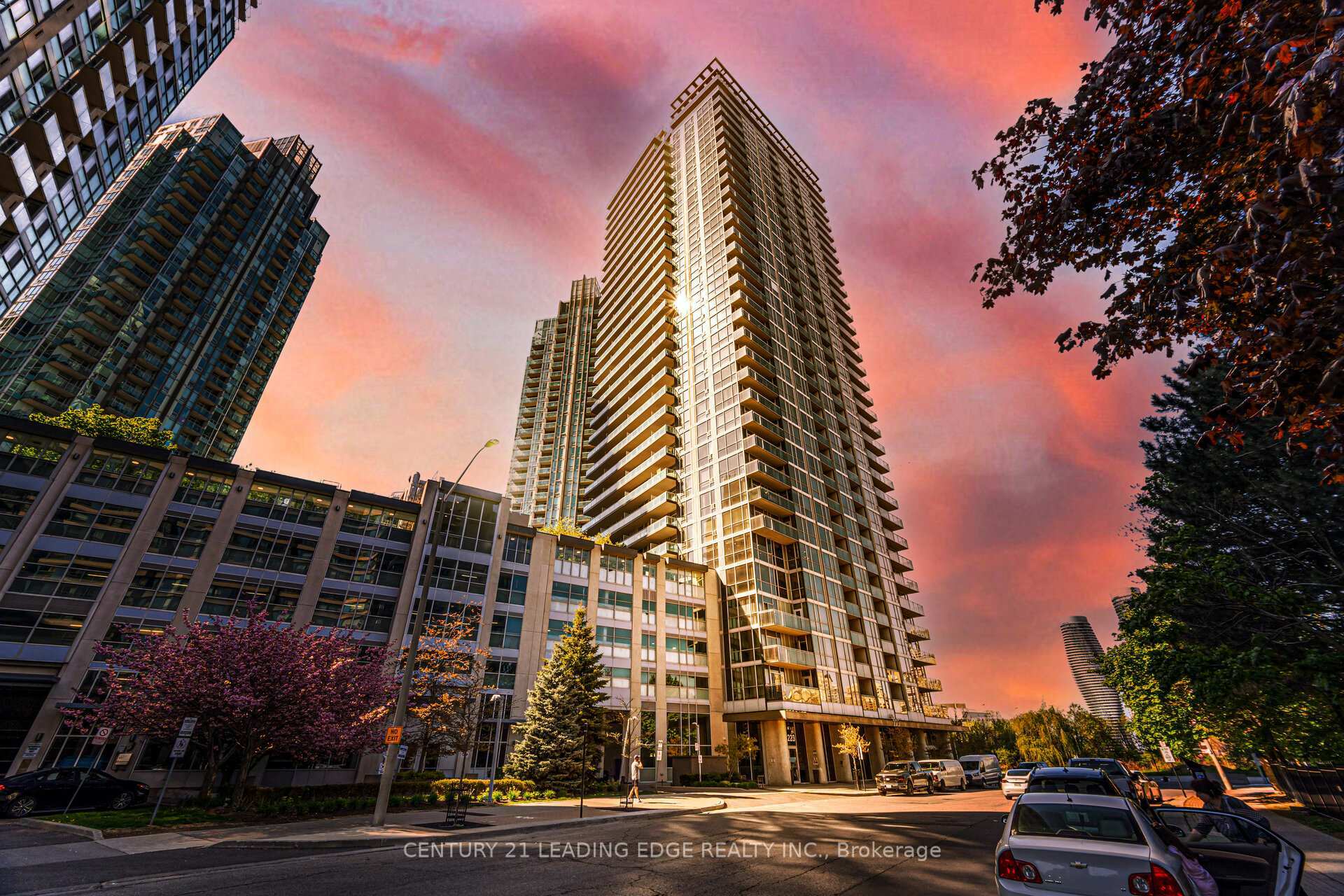 Photo de la propriété:  223 Webb Drive S 201  ON L5B 0E8 