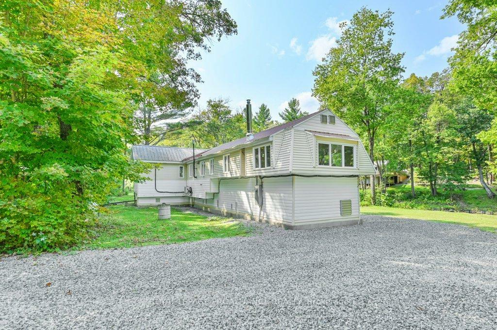 Property Photo: 174 Cottage Lane ON K0K 3J0