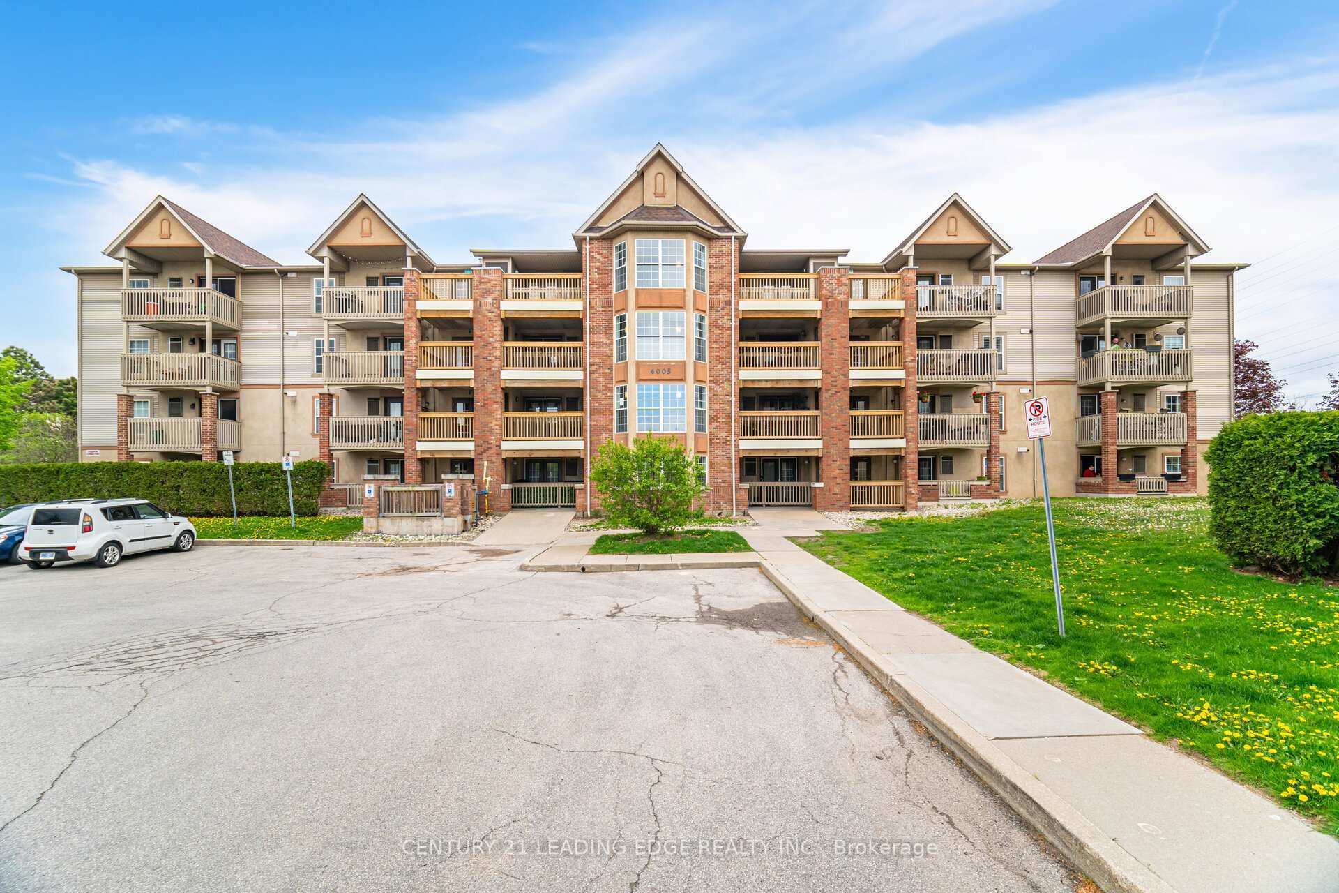 Photo de la propriété: 4005 Kilmer Drive #209 ON L7M 4M2