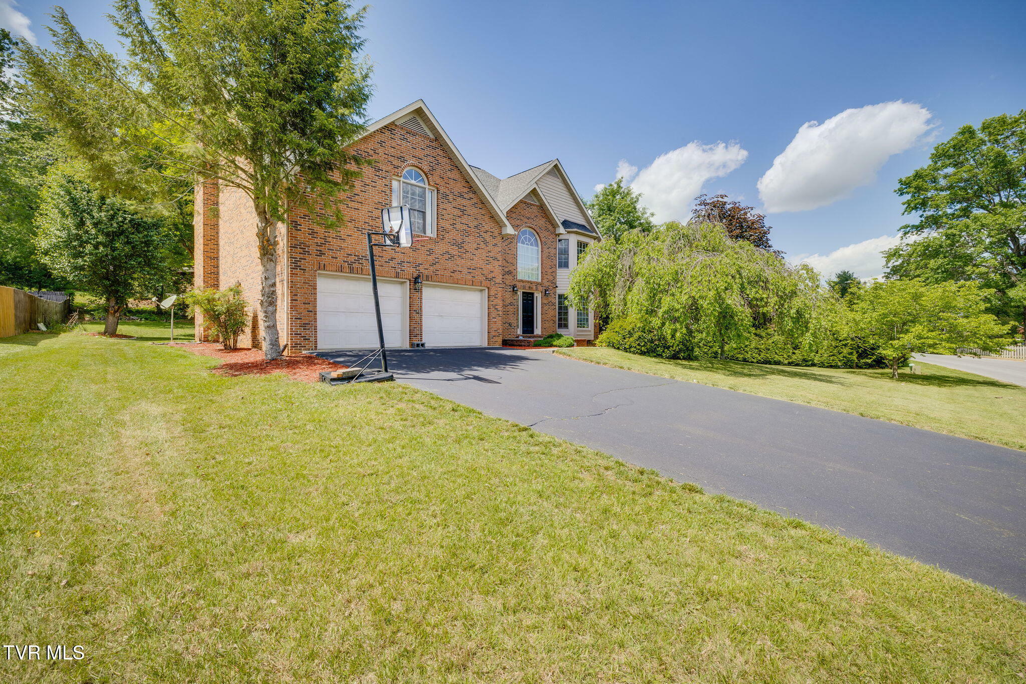 Property Photo: 3502 Bondwood Circle TN 37604