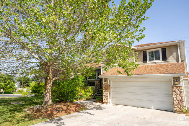 Property Photo: 4707 W Granada Hills Ct UT 84088