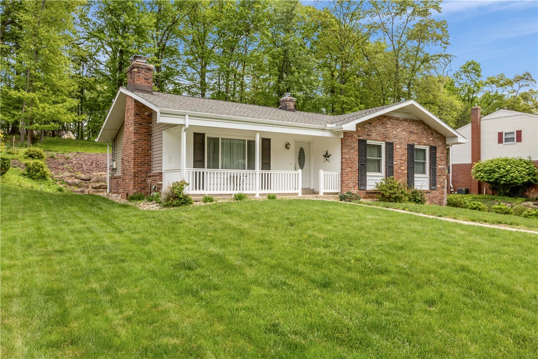 Property Photo: 1184 Prince Andrew Ct PA 15237