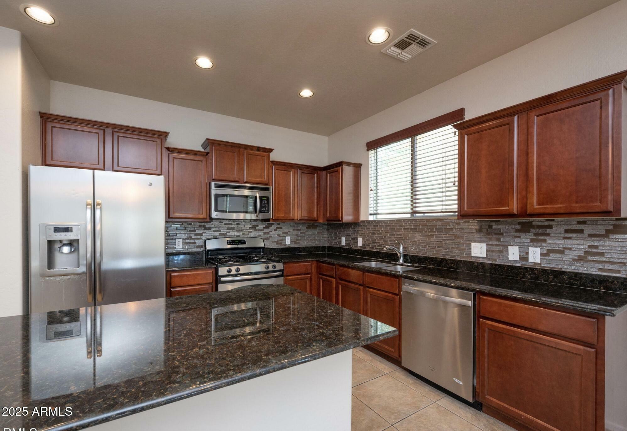 Property Photo: 141 W Hackberry Drive AZ 85248