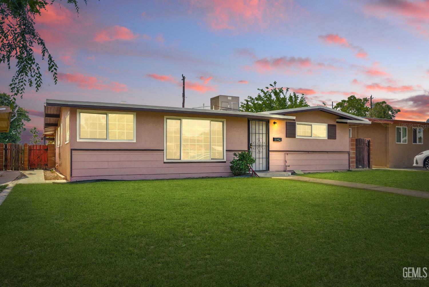 2804 Haley Street  Bakersfield CA 93305 photo
