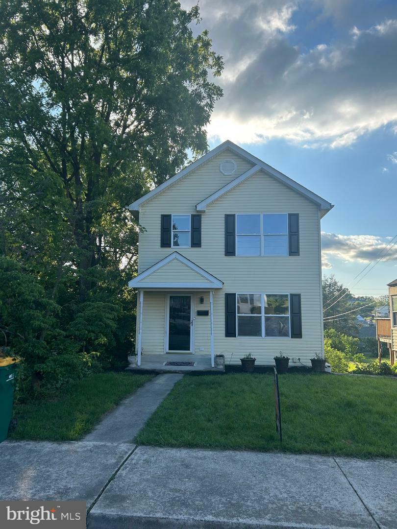 Property Photo: 32 N Phillips Avenue PA 17268