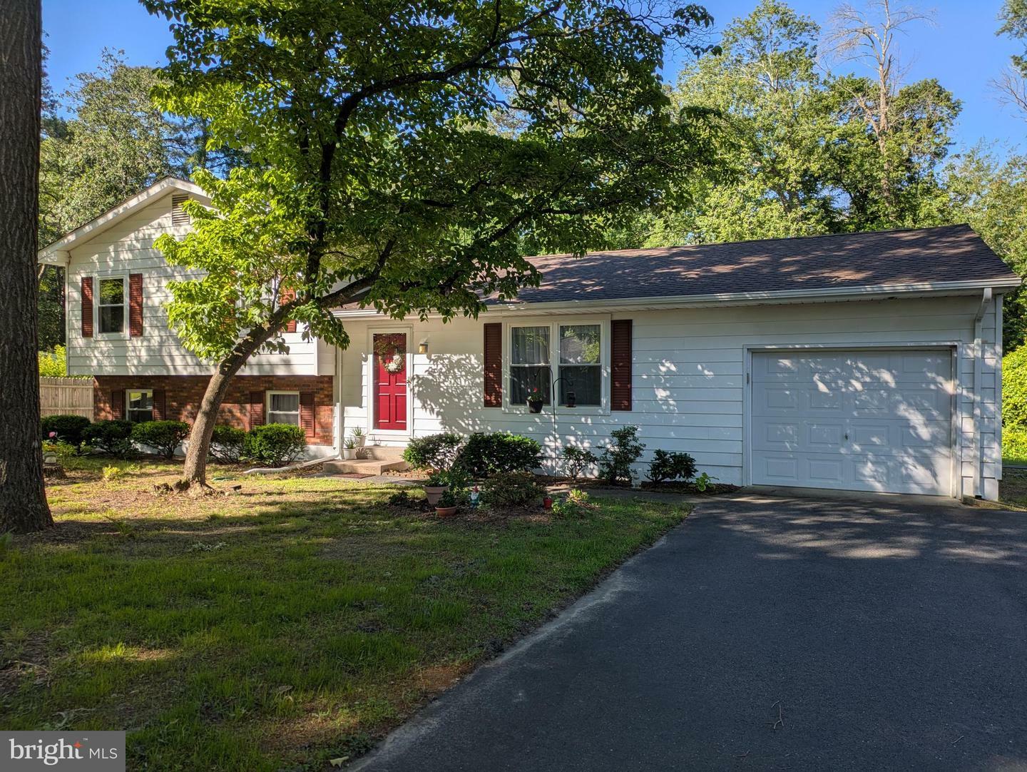 Property Photo: 6706 Oak Ridge Drive MD 21830