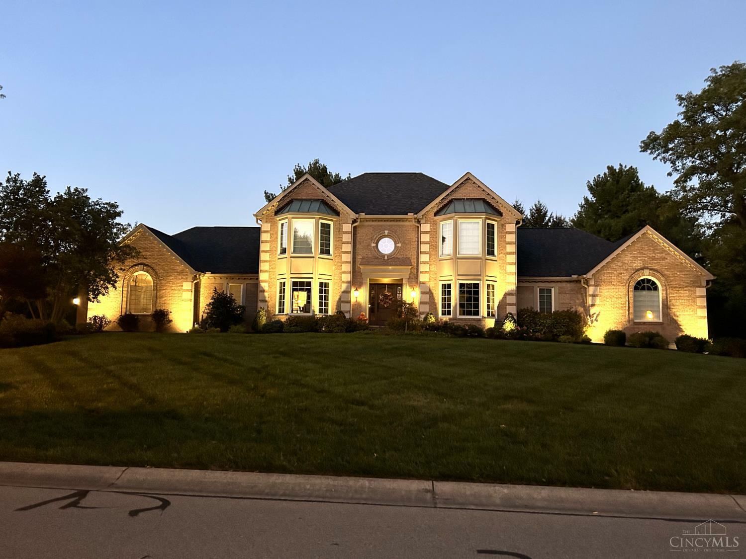 Property Photo: 8164 Bridlemaker Ln. OH 45249