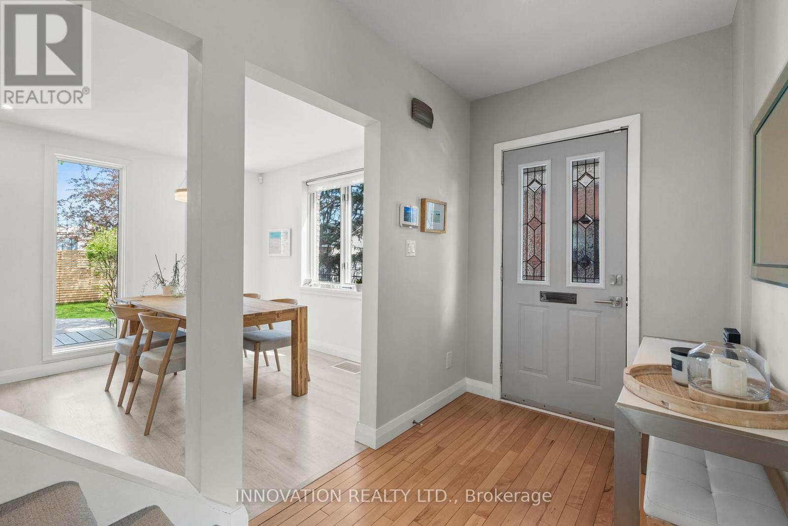 Photo de la propriété: 53 Rosebery Avenue North ON K1S 1W1