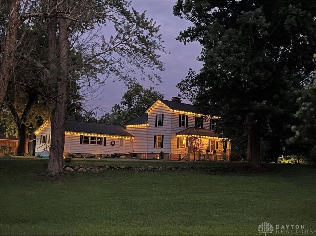 Property Photo: 7117 Fishburg Road OH 45424