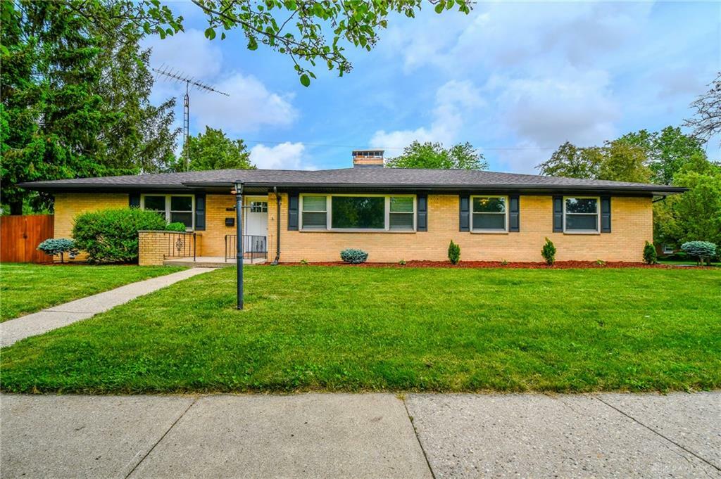 Property Photo:  1519 Surrey Road  OH 45373 
