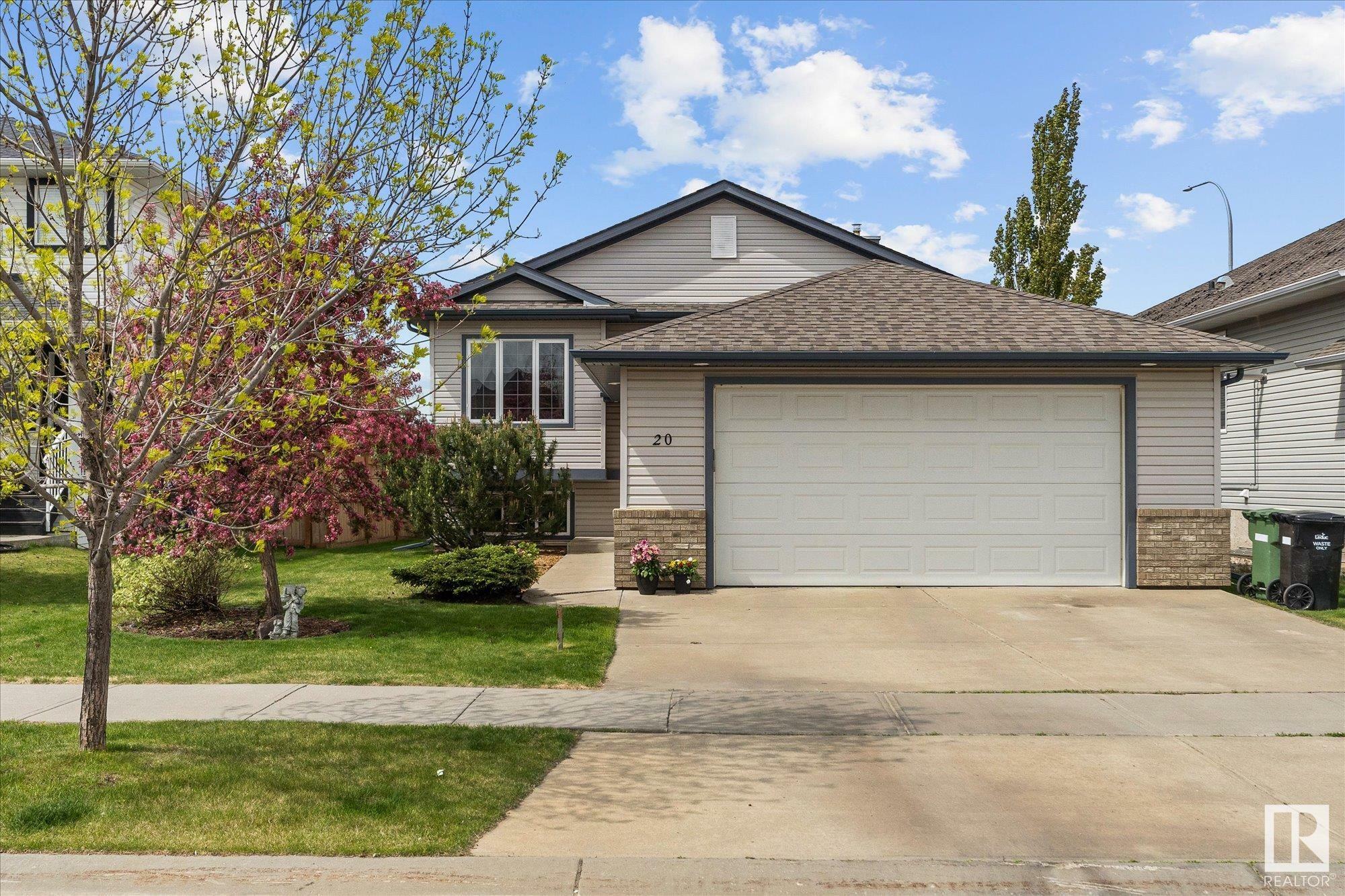 Property Photo: 20 Walters Place AB T9E 8S7
