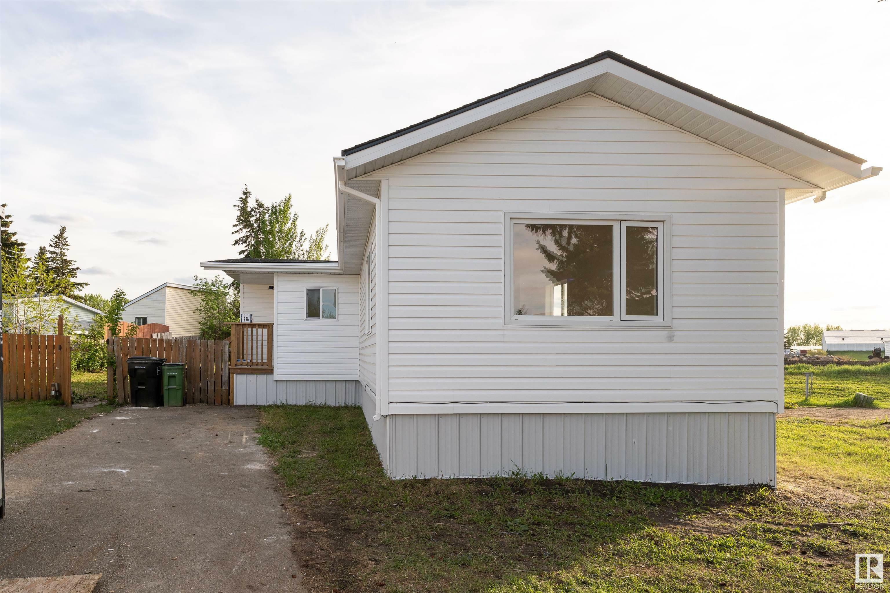 Property Photo: 355 Evergreen Park NW AB T5Y 4M2