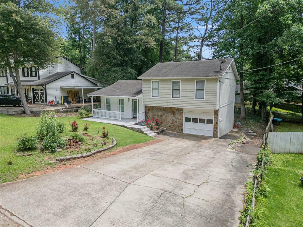 Property Photo: 3227 Fescue Circle GA 30044