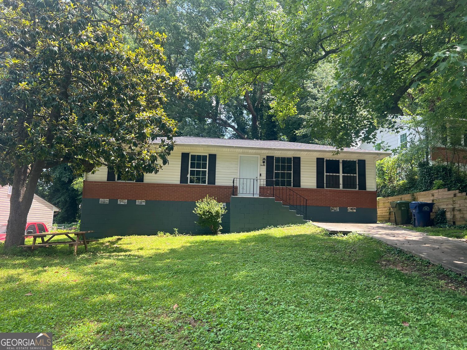 Property Photo: 3086 Lone Oak Avenue SW GA 30354
