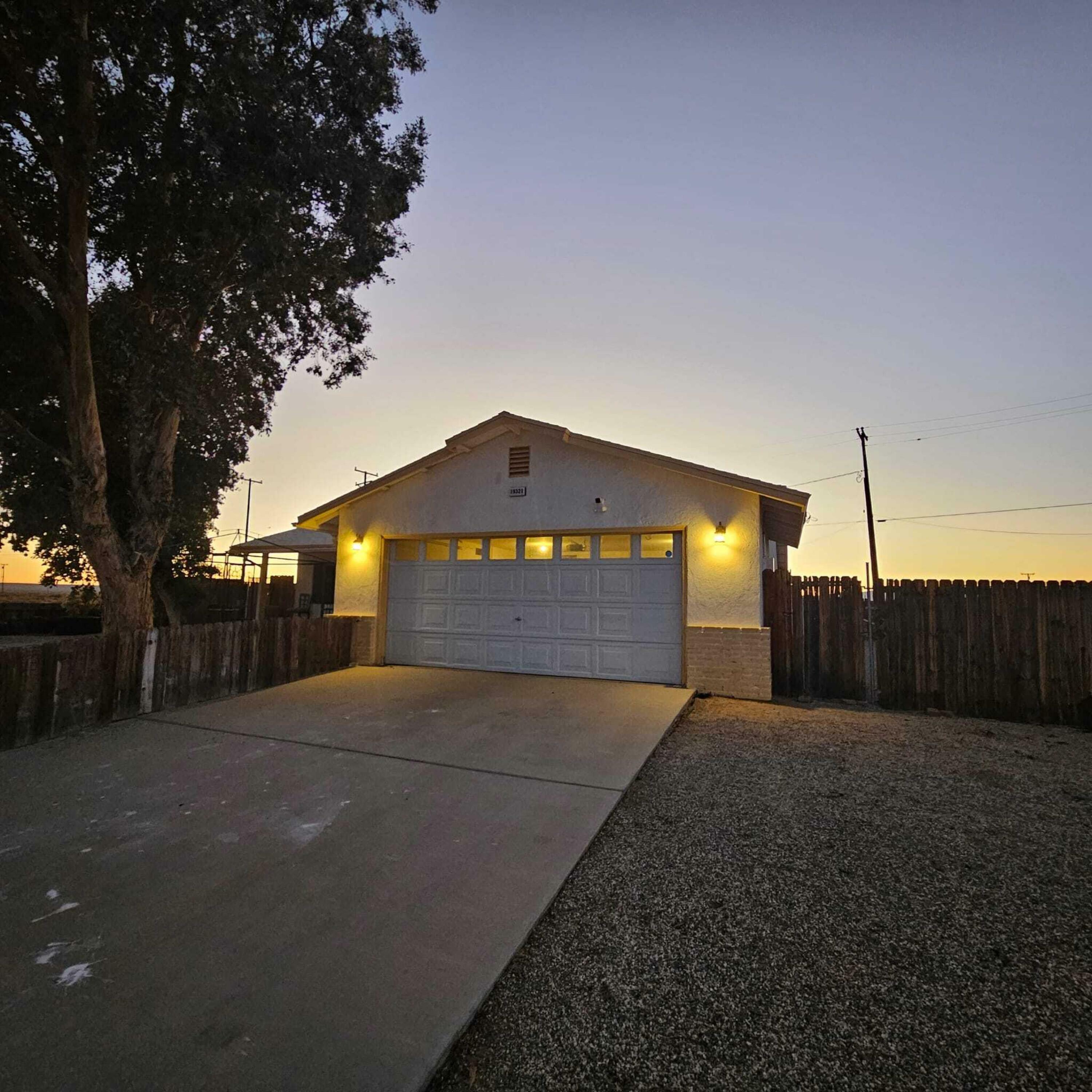 Property Photo: 19321 97th Street CA 93505