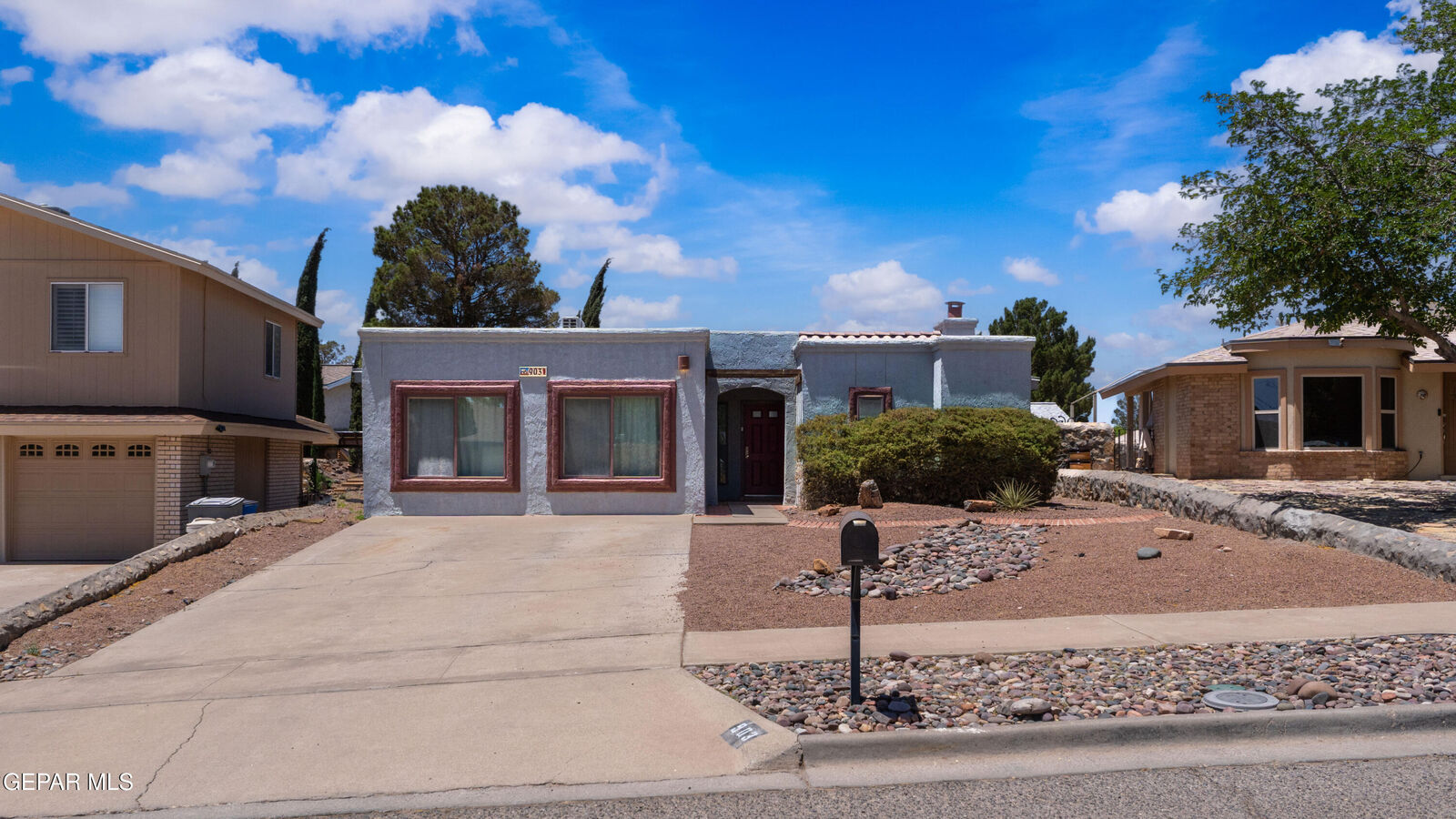 Property Photo:  903 Agua Caliente Drive  TX 79912 