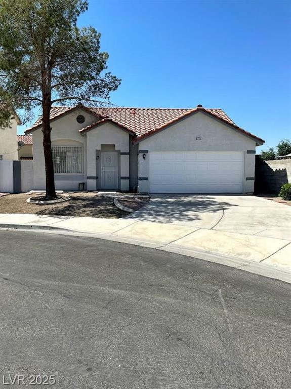 Property Photo: 2721 Coffee Pot Court NV 89106