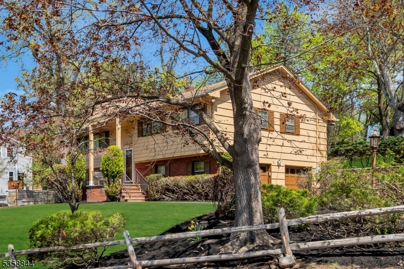 Property Photo: 107 Hendrickson St NJ 07641