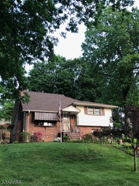 66 Westover Ave  West Caldwell Twp. NJ 07006 photo